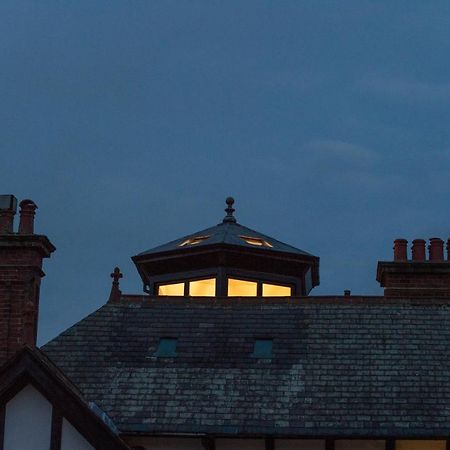 The Tower By Harrogate Serviced Apartments Kültér fotó