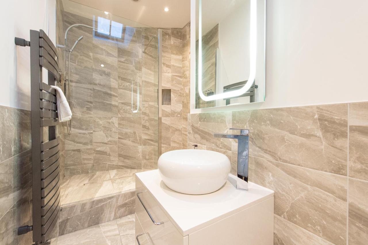 The Tower By Harrogate Serviced Apartments Kültér fotó