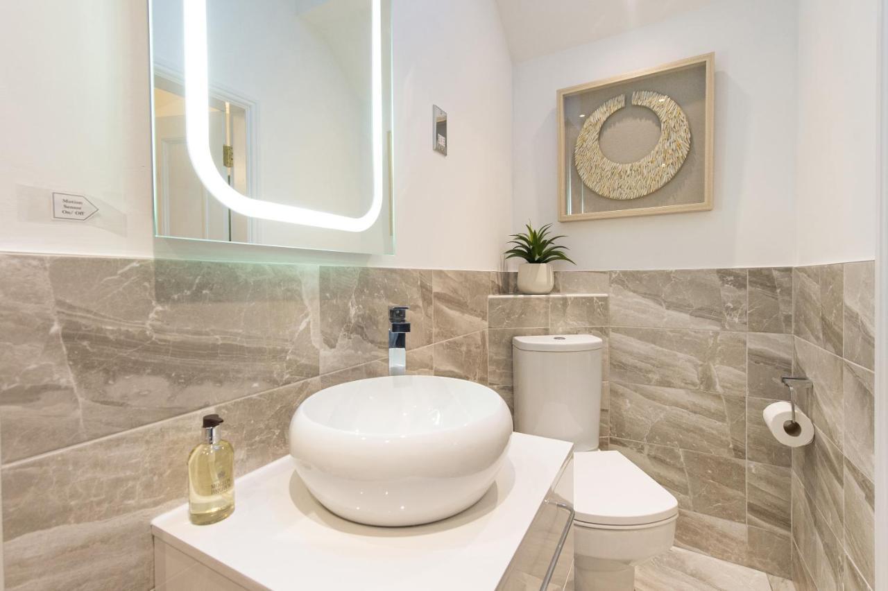 The Tower By Harrogate Serviced Apartments Kültér fotó