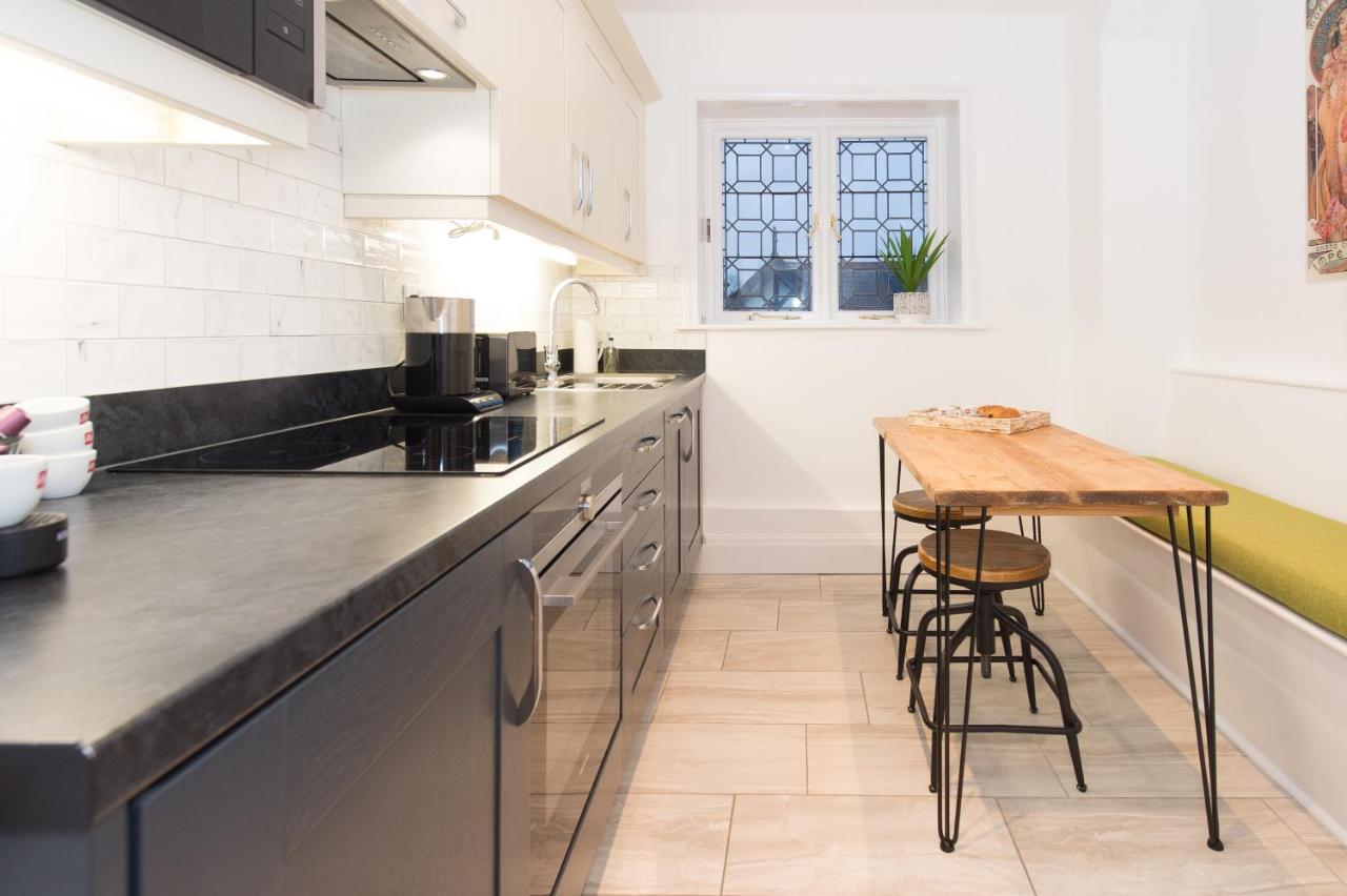 The Tower By Harrogate Serviced Apartments Kültér fotó